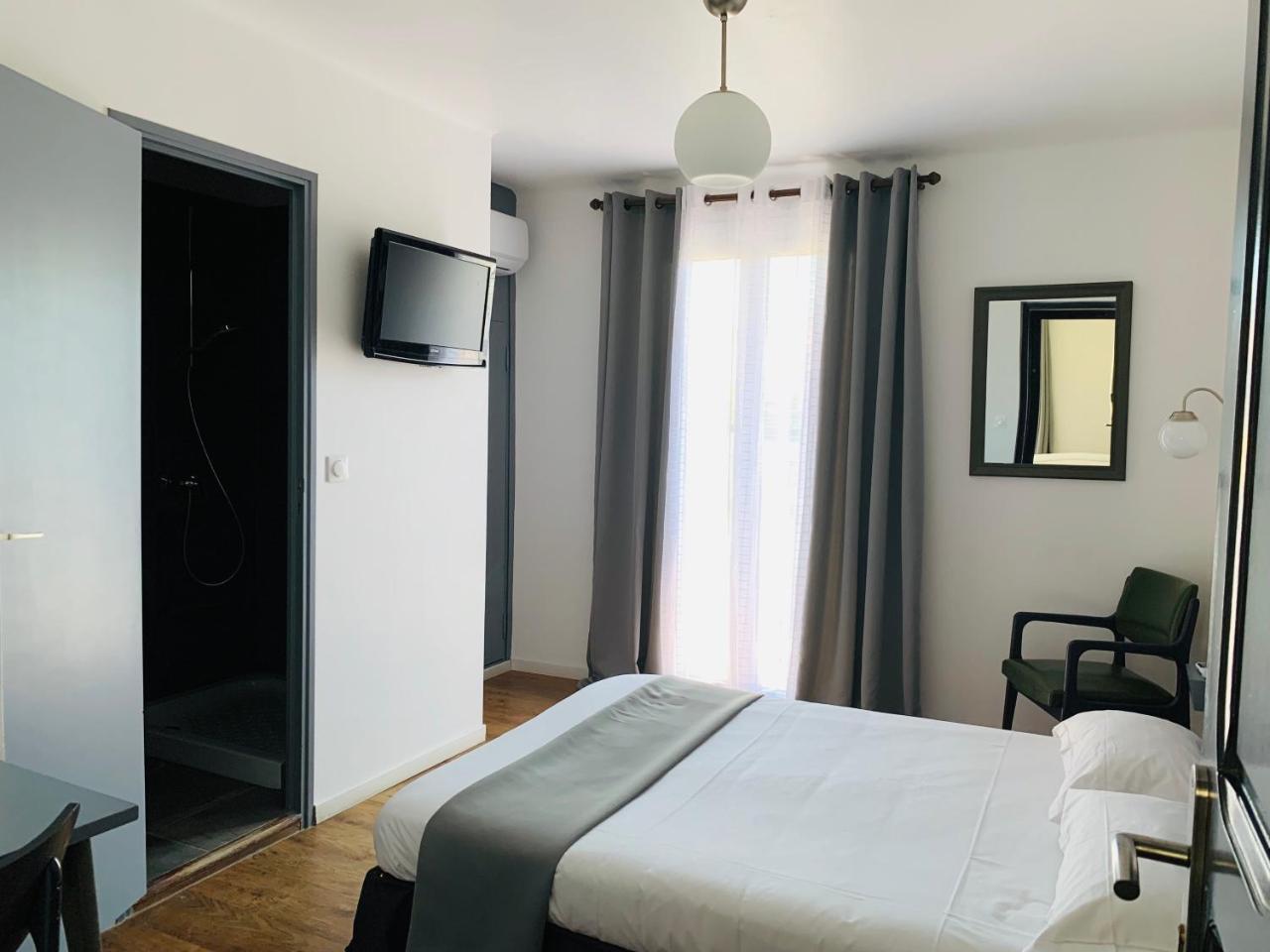 Hotel Les Arbousiers กาลวี ภายนอก รูปภาพ