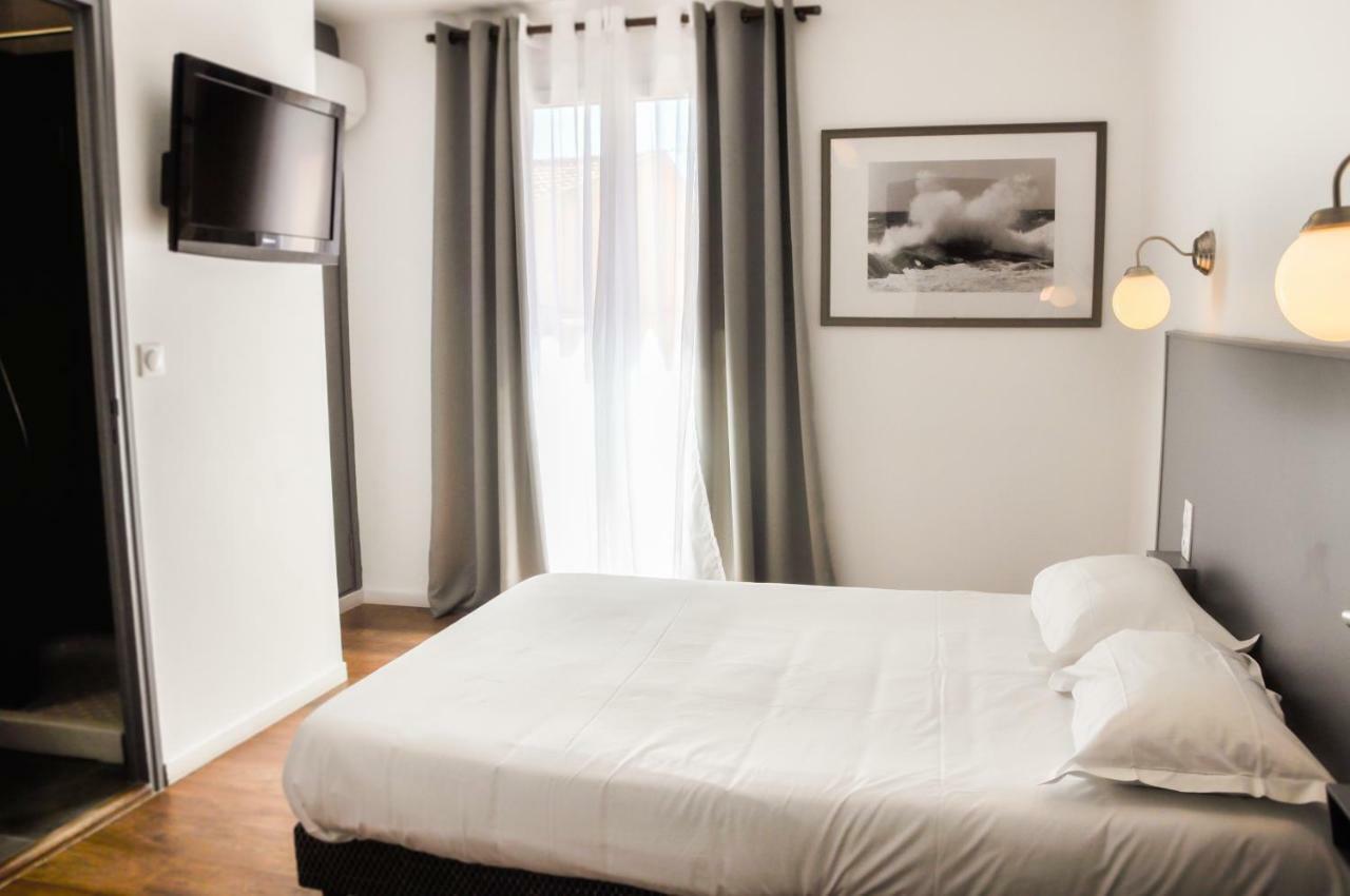 Hotel Les Arbousiers กาลวี ภายนอก รูปภาพ
