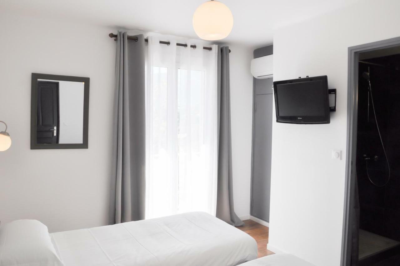 Hotel Les Arbousiers กาลวี ภายนอก รูปภาพ